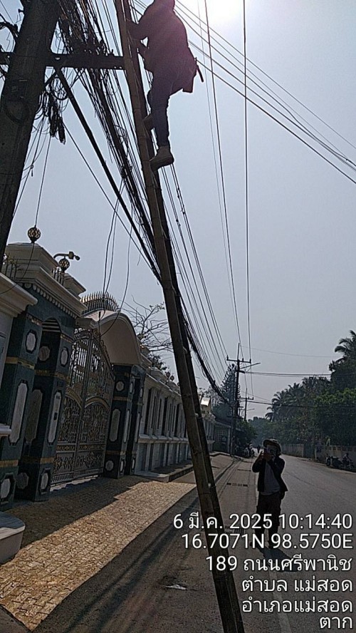 เจ้าหน้าที่กองยุทธศาสตร์และงบประมาณ ดำเนินการตามคำร้อง ขอซ่อมแซมเคเบิ้ลทีวี ชุมชนวัดหลวง