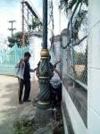 งานไฟฟ้า ฝ่ายการโยธาได้ออกปฏิบัติงานเพื่อเปลี่ยนตู้ควบคุมฯ