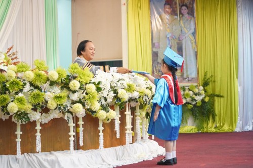 เทศบาลนครแม่สอดจัดกิจกรรมพิธีมอบวุฒิบัตรยุวบัณฑิต ประจำปีการศึกษา 2567