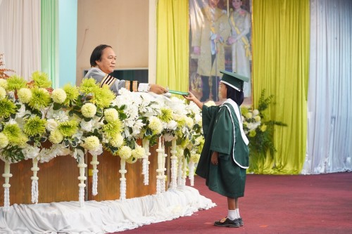 เทศบาลนครแม่สอดจัดกิจกรรมพิธีมอบวุฒิบัตรยุวบัณฑิต ประจำปีการศึกษา 2567