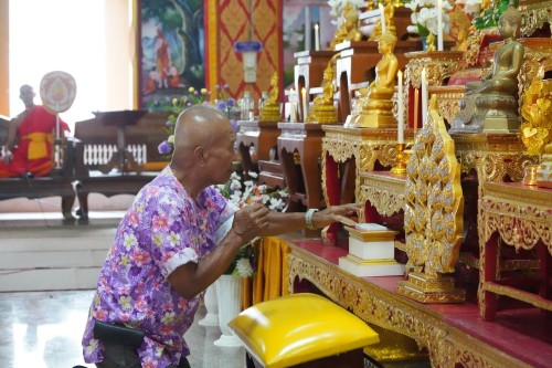 เทศบาลนครแม่สอดร่วมกับวัดดอนแก้วจัดโครงการจัดงานประเพณีแห่ไม้กำ๊สะหลี