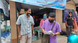 งานประชาสัมพันธ์ กองวิชาการฯ ลงพื้นที่ชุมชนในเขตเทศบาล เพื่อประชาสัมพันธ์ข้อมูลข่าวสารเกี่ยวกับ มาตรการป้องกันควบคุมโรคติดเชื้อไวรัสโคโรนา 2019 (โควิด-19)