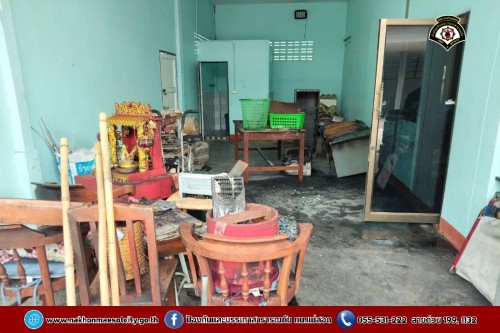 ดับเพลิงนครแม่สอด ออกตรวจสอบข้อเท็จจริงกรณีเหตุเพลิงไหม้สำนักงาน หจก.ธนสารโกศล พืชไร่ ถนนราษฎร์อุทิศ