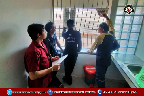 ดับเพลิงนครแม่สอด ออกดำเนินการกำจัดรังผึ้งหลวง บริเวณตึกสิรินธรชัยพัฒน์ (แม่สอด) โรงพยาบาลแม่สอด