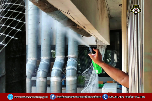 ดับเพลิงนครแม่สอด ออกดำเนินการกำจัดรังผึ้งหลวง บริเวณตึกสิรินธรชัยพัฒน์ (แม่สอด) โรงพยาบาลแม่สอด