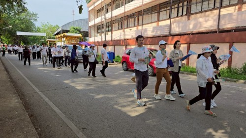 ร่วมกิจกรรมเดินรณรงค์เชิญชวนประชาชนไปใช้สิทธิ์เลือกตั้งสมาชิกสภาเทศบาลนครแม่สอดและนายกเทศมนตรีนครแม่สอด