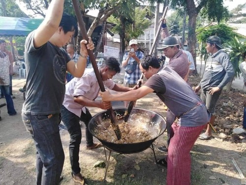 ประเพณีการกวนข้าวทิพย์