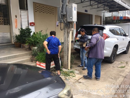 เจ้าหน้าที่กองยุทธศาสตร์และงบประมาณ ดำเนินการตามคำร้อง ขอซ่อมแซมเคเบิ้ลทีวี ชุมชนร่วมใจ