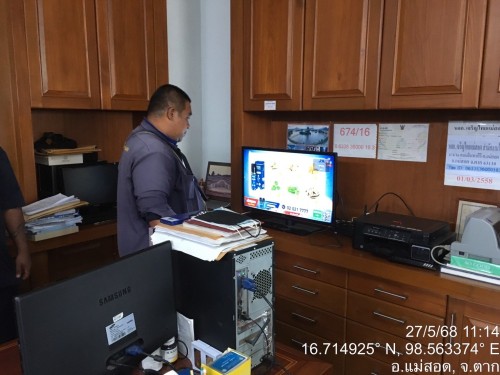 เจ้าหน้าที่กองยุทธศาสตร์และงบประมาณ ดำเนินการตามคำร้อง ขอซ่อมแซมเคเบิ้ลทีวี ชุมชนร่วมใจ