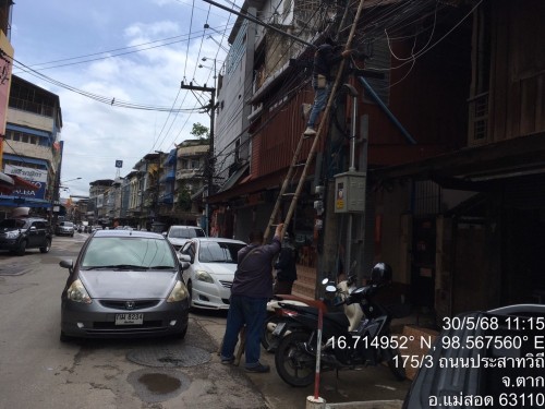 เจ้าหน้าที่กองยุทธศาสตร์และงบประมาณ ดำเนินการตามคำร้อง ขอซ่อมแซมเคเบิ้ลทีวี ชุมชนสองแควสอง ชุมชนวัดหลวง และชุมชนบ้านทุ่ง