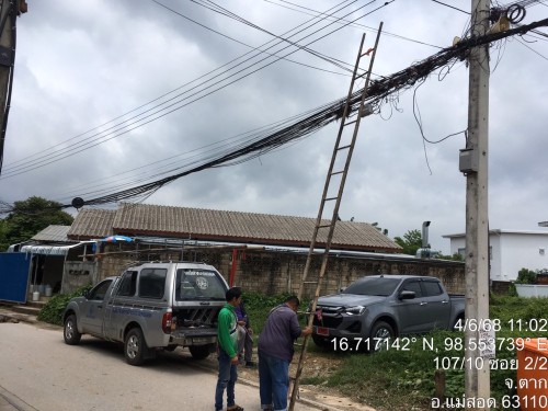 เจ้าหน้าที่กองยุทธศาสตร์และงบประมาณ ดำเนินการตามคำร้อง ขอซ่อมแซมเคเบิ้ลทีวี ชุมชนปู่แดง และชุมชนสองแคว 2