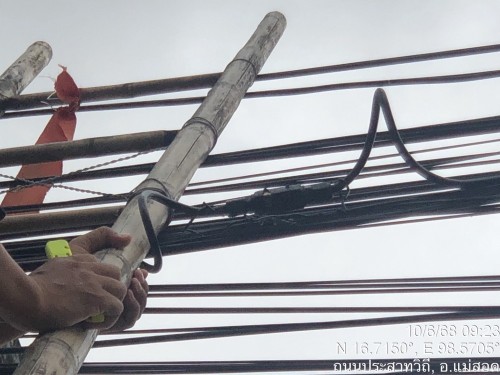 เจ้าหน้าที่กองยุทธศาสตร์และงบประมาณ ดำเนินการตามคำร้อง ขอซ่อมแซมเคเบิ้ลทีวี ชุมชนวัดหลวงและชุมชนอินทรคีรี