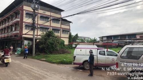 เจ้าหน้าที่กองยุทธศาสตร์และงบประมาณ ดำเนินการถามคำร้องจัดระเบียบสายเคเบิ้ลทีวี  เพื่อการศึกษาเทศบาลนครแม่สอด ชุมชนประชารักษ์และบัวคูณ