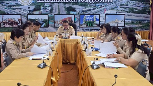 ประชุมคณะกรรมการกลั่นกรอง การประเมินผลการปฏิบัติงานของพนักงานจ้างในสังกัดสถานศึกษา ประจำปีงบประมาณ 2568