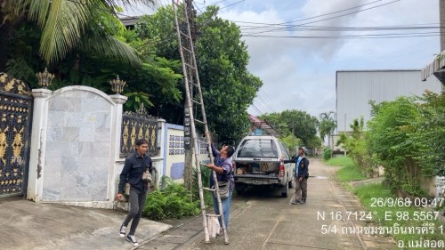 เจ้าหน้าที่กองยุทธศาสตร์และงบประมาณ ดำเนินการตามคำร้อง ขอซ่อมแซมเคเบิ้ลทีวี ชุมชนอินทรคีรี