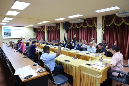 ทน.แม่สอด ประชุมคณะกรรมการพัฒนาเทศบาลนครแม่สอดเพื่อพิจารณาร่างแผนพัฒนาท้องถิ่น (พ.ศ.2566 - 2570) เพิ่มเติม ครั้งที่ 3/2568 ร่างแผนการดำเนินงาน ประจำปีงบประมาณ พ.ศ. 2569