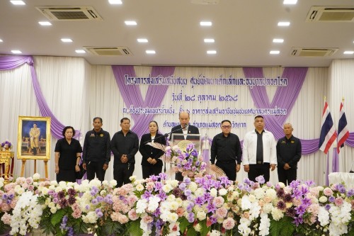 กองการศึกษา เทศบาลนครแม่สอด จัดโครงการส่งเสริมสนับสนุนศูนย์พัฒนาเด็กเล็กและอนุบาลปลอดโรค