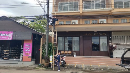 เจ้าหน้าที่กองยุทธศาสตร์และงบประมาณ ดำเนินการตามคำร้อง ขอติดตั้งเคเบิ้ลทีวี ชุมชนบ้านทุ่ง