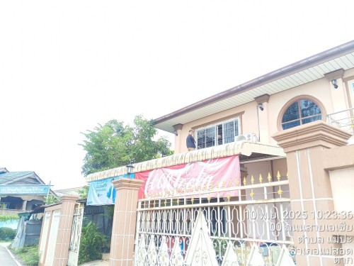 เจ้าหน้าที่กองยุทธศาสตร์และงบประมาณ ดำเนินการตามคำร้องขอซ่อมแซมเคเบิ้ลทีวี ชุมชนตาลเดี่ยว