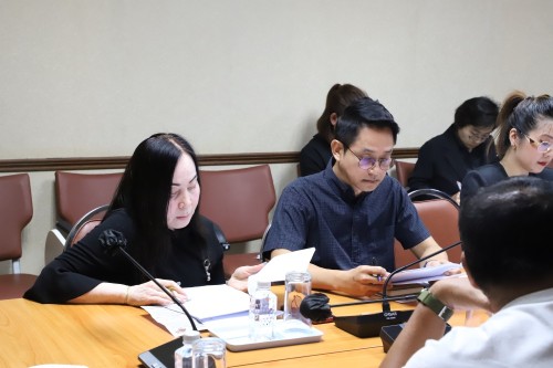 กองยุทธศาสตร์และงบประมาณ จัดการประชุมชี้แจงแนวทางการเข้าเฝ้าถวายบังคมกราบพระบรมศพ สมเด็จพระนางเจ้าสิริกิติ์ พระบรมราชินีนาถ พระบรมราชชนนีพันปีหลวง