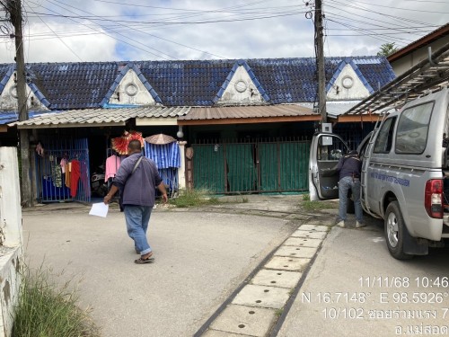 เจ้าหน้าที่กองยุทธศาสตร์และงบประมาณ ดำเนินการตามคำร้องขอซ่อมแซมเคเบิ้ลทีวี ชุมชนประชารักษ์ และชุมชนร่วมแรง
