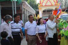 กิจกรรมบุญตักบตร และประพรมน้ำมนต์ ข้าวดอกไม้ เสริมสร้างสิริมงคลและขวัญกำลังใจให้แก่พุทธศาสนิกชนชาวอำเภอแม่สอด