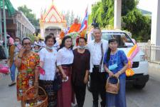 กิจกรรมบุญตักบตร และประพรมน้ำมนต์ ข้าวดอกไม้ เสริมสร้างสิริมงคลและขวัญกำลังใจให้แก่พุทธศาสนิกชนชาวอำเภอแม่สอด