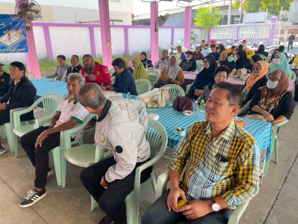 LINE_ALBUM_69.05.01 คก.จัดทำแผนชช.อิสลาม_260107_81