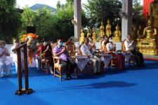 กิจกรรมบุญตักบตร และประพรมน้ำมนต์ ข้าวดอกไม้ เสริมสร้างสิริมงคลและขวัญกำลังใจให้แก่พุทธศาสนิกชนชาวอำเภอแม่สอด