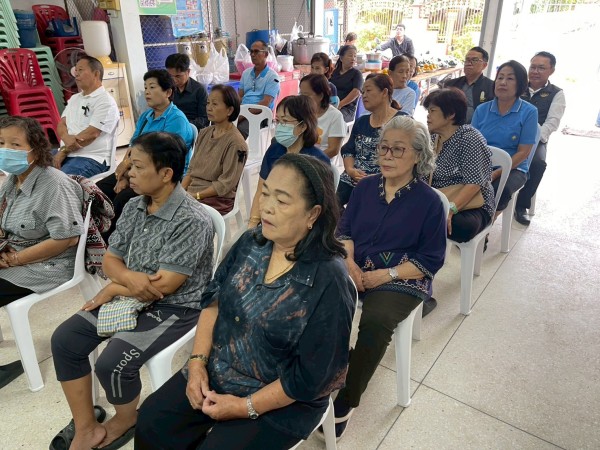 LINE_ALBUM_68.12.12 คก.แผนชุมชนบ้านเหนือสามัคคี_251215_60