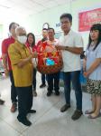 คลินิกชุมชนอบอุ่นฯ รับมอบครุภัณฑ์ทางการแพทย์และอุปกรณ์สนับสนุน