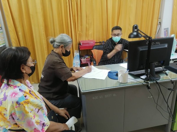 ฝ่ายส่งเสริมและสวัสดิการสังคม ได้ดำเนินการให้บริการแก่ประชาชนผู้มาขอรับบริการ