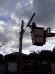 งานไฟฟ้า กองช่าง ออกพื้นที่ซ่อมแซมไฟฟ้าส่องสว่างฯ ภานในเขตเทศบาลฯ