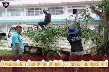 ดับเพลิงเเม่สอด ร่วมกองช่าง ตัดต้นไม้โรงเรียนเทศบาลวัดมณีไพรสณฑ์