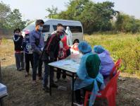 คลินิกชุมชนอบอุ่นฯ ร่วมดำเนินการค้นหาผู้ป่วย(โควิด-19) เชิงรุกในชุมชน หมู่บ้านแม่ปะ ต.แม่ปะ
