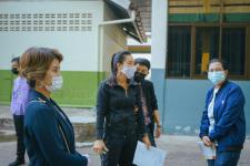 ผู้บริหารเทศบาลนครแม่สอดลงพื้นที่ตรวจเยี่ยมสถานศึกษา ในการเตรียมพร้อมในการเปิดเรียน