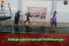 ดับเพลิงแม่สอด ออกฉีดล้างอาคารอเนกประสงค์โรงเรียนกีฬาเทศบาลนครเเม่สอด