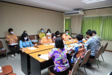 ผอ.กองวิชาการและแผนงาน จัดประชุมประจำเดือนเมษายน กองวิชาการและแผนงาน เทศบาลนครแม่สอด ครั้งที่ 4/2564