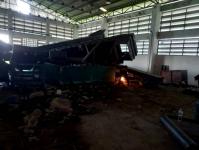 ผู้ชนะการประมูลครุภัณฑ์จำหน่าย ได้เข้าทำการรื้อถอนครุภัณฑ์ที่ประมูลได้จากเทศบาลนครแม่สอด ณ สถานีโรงกลั่นน้ำมัน มหาวิทยาลัยสุรนารี