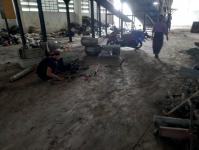 ผู้ชนะการประมูลครุภัณฑ์จำหน่าย ได้เข้าทำการรื้อถอนครุภัณฑ์ที่ประมูลได้จากเทศบาลนครแม่สอด ณ สถานีโรงกลั่นน้ำมัน มหาวิทยาลัยสุรนารี