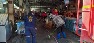 เทศบาลนครแม่สอด ร่วมงานป้องกัน และบริษัทคลีนไซเคิล จำกัด เข้าทำความสะอาดและพ่นน้ำยาฆ่าเชื้อโควิด ประจำเดือน