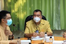 ทน.แม่สอด จัดประชุมคณะกรรมการติดตามและประเมินผลแผนพัฒนาเทศบาลนครแม่สอด