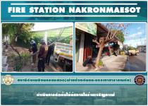 ดับเพลิงนครแม่สอด ออกดำเนินการตัดต้นไม้ล้มภายในร้านเจริญคาเฟ่