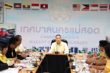 เทศบาลนครแม่สอด จัดประชุมคณะผู้บริหาร และหัวหน้าส่วนราชการ ครั้งที่ 13/2562