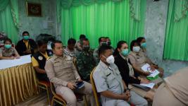 นายกเล็ก หารือเฝ้าระวังโควิด-19 ในพื้นที่แม่สอด