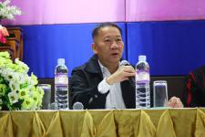 การประชุมเชิงปฏิบัติการให้กับพนักงานครูเพื่อพัฒนาหลักสูตรสถานศึกษา