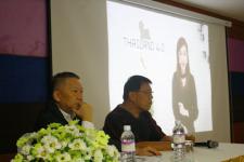 การประชุมเชิงปฏิบัติการให้กับพนักงานครูเพื่อพัฒนาหลักสูตรสถานศึกษา