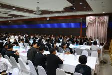 การประชุมเชิงปฏิบัติการให้กับพนักงานครูเพื่อพัฒนาหลักสูตรสถานศึกษา