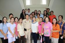 ชาวบ้านในแม่สอดร่วมอวยพรวันคล้ายวันเกิดนายกนครแม่สอด