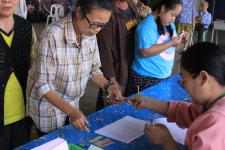 เทศบาลนครแม่สอดจ่ายเงินสงเคราะห์เพื่อการยังชีพของผู้สูงอายุและผู้พิการที่อยู่ในเขตเทศบาลนครแม่สอด ประจำเดือน มกราคม 2561